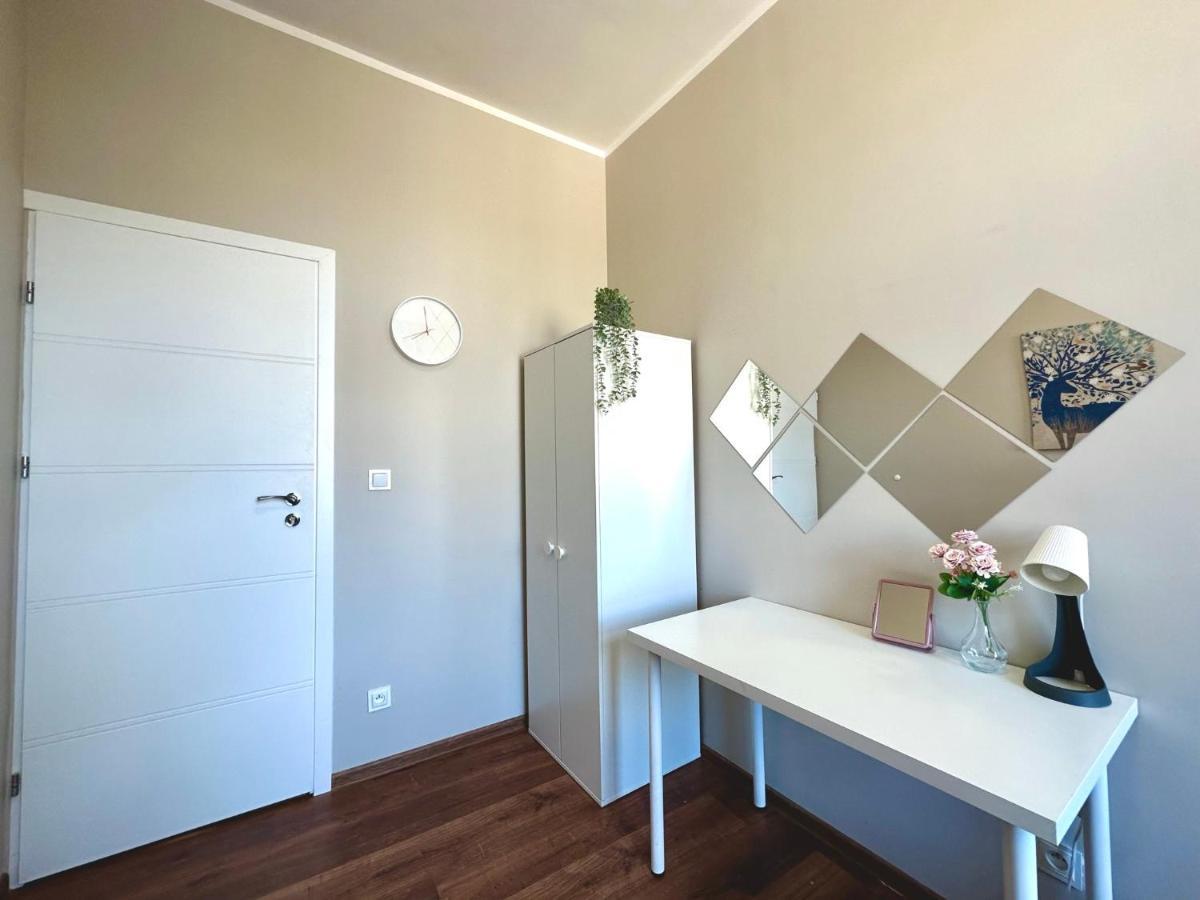 Mmrent Flora Room Gdansk Bagian luar foto